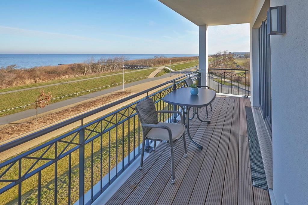 Aparthotel Waterkant Suites - Fewos Am Meer Mit Spa Borgerende-Rethwisch Ruang foto